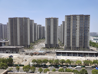 低迷的樓市，火爆的豪宅，分化的原因引人深思